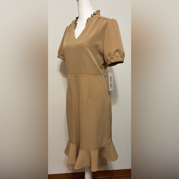 Nanette Lepore Nolita Stretch Sheath Dress V-Neck Ruffle Puff Sleeve Size 4 NWT - Picture 3 of 15